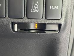 アウトランダーＰＨＥＶ スポーツスタイルエディションの中古車画像