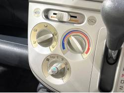 ライフ Ｆの中古車画像