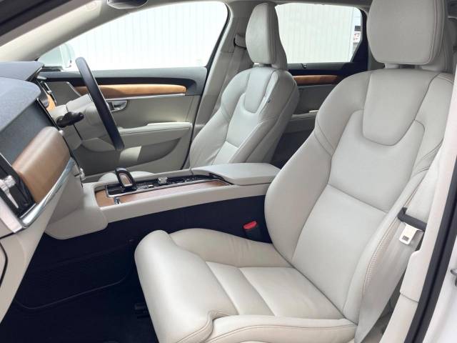 ボルボ Ｖ９０ Ｂ５ モメンタム 2.5万Km (神奈川県)[038]の中古車詳細