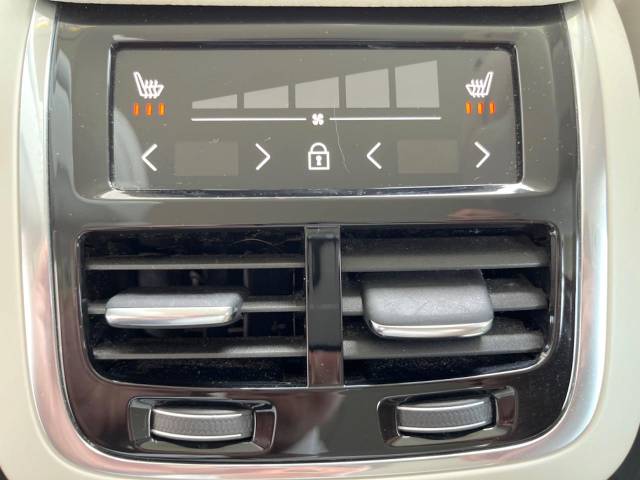 ボルボ Ｖ９０ Ｂ５ モメンタム 2.5万Km (神奈川県)[038]の中古車詳細