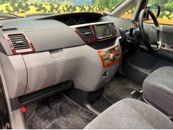 ノア Ｘ リミテッドの中古車画像