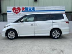 エリシオン ＧエアロＨＤＤナビパッケージ キャプテンシート仕様の中古車画像