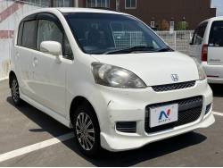 ライフ ディーバの中古車画像