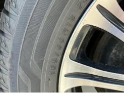 ライフ ディーバの中古車画像