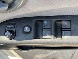 ライフ ディーバの中古車画像