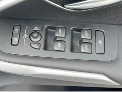 Ｖ４０ Ｔ３ キネティックの中古車画像