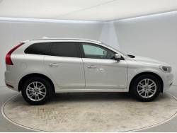 ＸＣ６０ Ｔ５ ＳＥの中古車画像