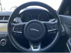 Ｅペイス ファーストエディションの中古車画像