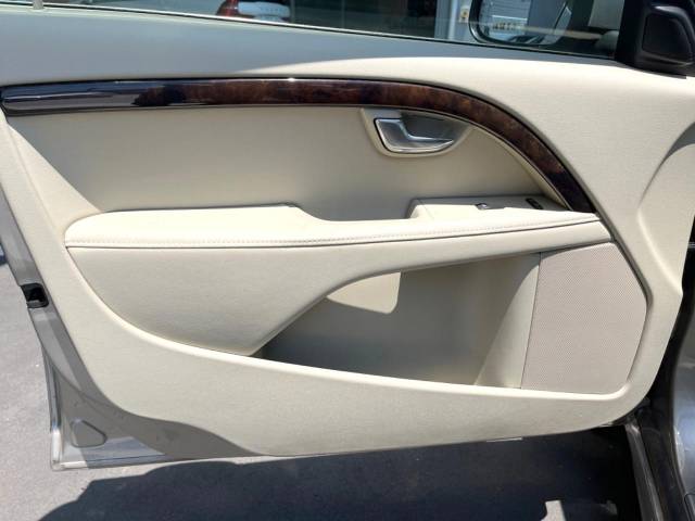 ボルボ Ｖ７０ Ｔ４ クラシック 7.1万Km (神奈川県)[328]の中古車詳細