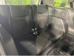 アイシス プラタナの中古車画像