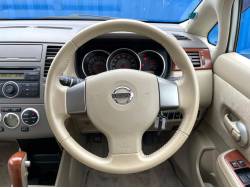 ティーダ １５Ｍ ＦＯＵＲの中古車画像