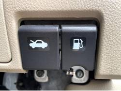 ティーダ １５Ｍ ＦＯＵＲの中古車画像