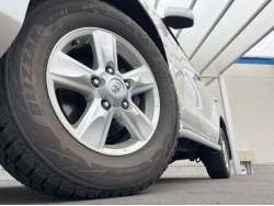 ランドクルーザー ＡＸの中古車画像