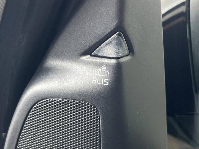 ボルボ Ｖ６０ Ｄ４ ＳＥ 7.4万Km (大阪府)[875]の中古車詳細