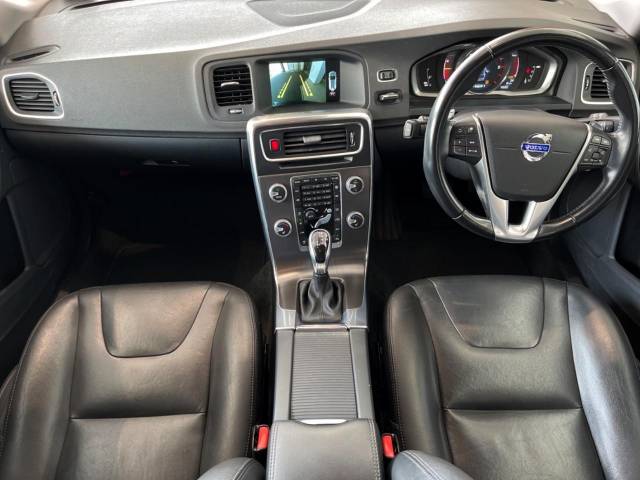 ボルボ Ｖ６０ Ｄ４ ＳＥ 7.4万Km (大阪府)[875]の中古車詳細