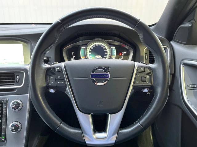 ボルボ Ｖ６０ Ｄ４ ＳＥ 7.4万Km (大阪府)[875]の中古車詳細