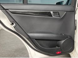 Ｃクラスステーションワゴン Ｃ１８０ ステーションワゴン アバンギャルドの中古車画像