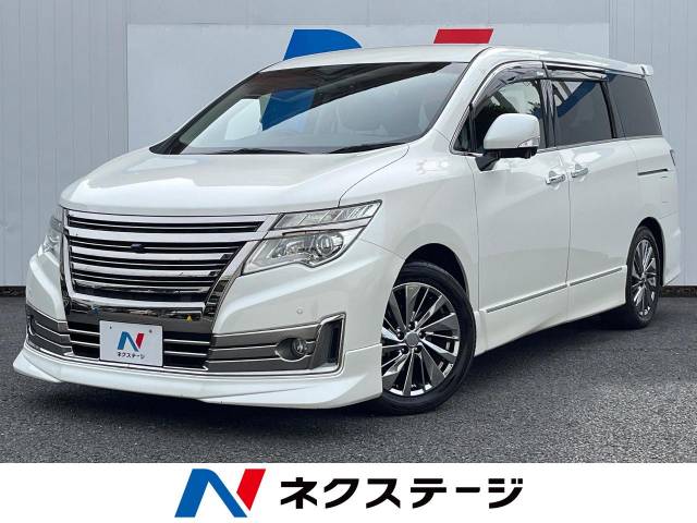 E52エルグランドライダー純正フロントグリル　カメラ付き 日産 純正 E52 エルグランド ライダー 前期 フロントグリル