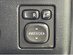 ポルテ Ｙの中古車画像