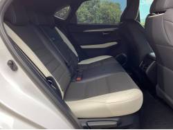 ＮＸ ＮＸ３００ｈ Ｆスポーツの中古車画像