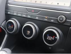 Ｅペイス ベースグレード １８０ＰＳの中古車画像