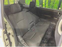 アイシス プラタナ Ｖセレクションの中古車画像