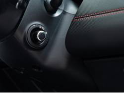 ディスカバリースポーツ Ｒ－ダイナミック ＳＥ Ｐ２５０の中古車画像