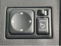 ウイングロード １５ＲＳエアロの中古車画像