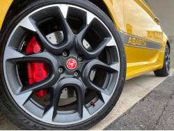 アバルト５９５ コンペティツィオーネの中古車画像