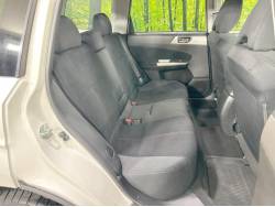 フォレスター ２．０ＸＴの中古車画像