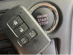 ノア Ｇの中古車画像