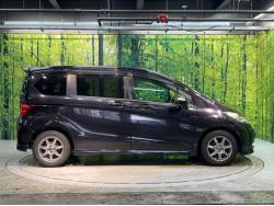 フリード Ｇ エアロの中古車画像