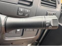 ランディ ２．０Ｘの中古車画像