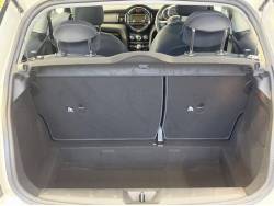 MINI ワン（MINI）[6AT]のカタログ詳細情報｜中古車の