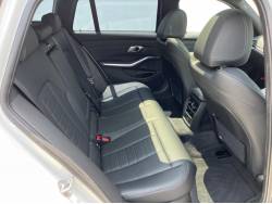 ３シリーズ ３２０ｉツーリング Ｍスポーツ ハイラインパッケージの中古車画像