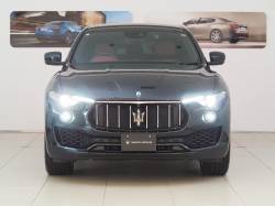 レヴァンテ ベースグレードの中古車画像