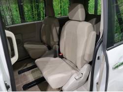 デリカＤ：５ Ｇ プレミアムの中古車画像