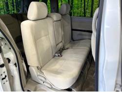 アイシス Ｇの中古車画像