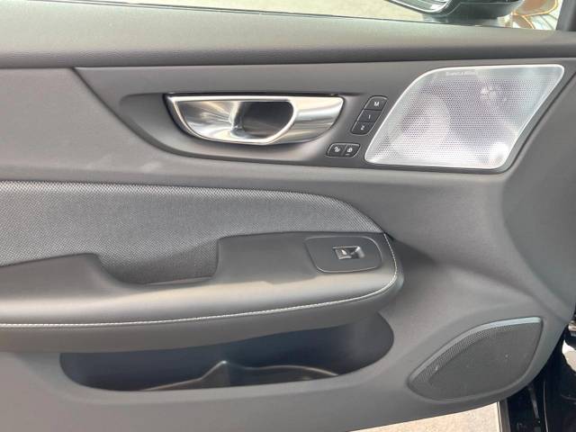 ボルボ Ｓ６０ Ｂ５ Ｒデザイン 2.2万Km (神奈川県)[807]の中古車詳細