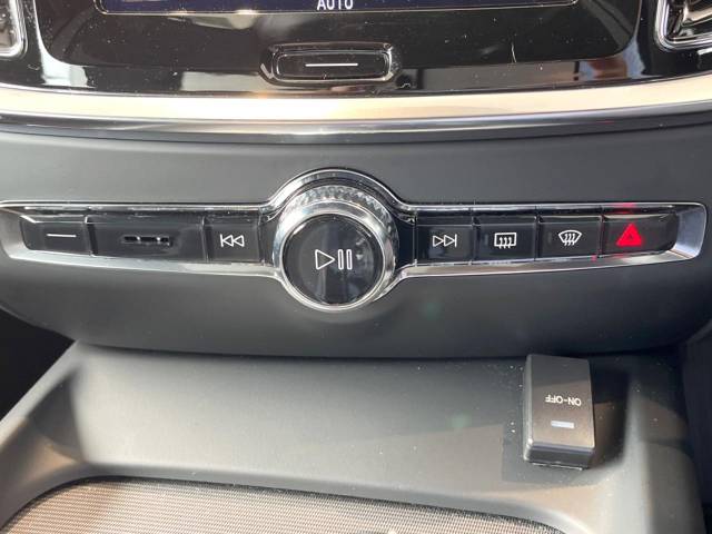 ボルボ Ｓ６０ Ｂ５ Ｒデザイン 2.2万Km (神奈川県)[807]の中古車詳細