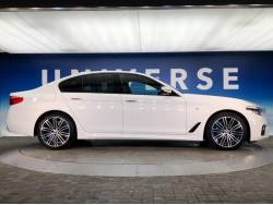 ５シリーズ ５４０ｉ Ｍスポーツの中古車画像