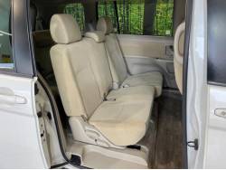 アイシス Ｌの中古車画像