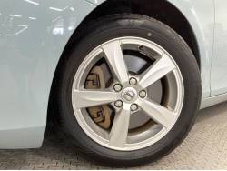 Ｖ４０ Ｔ３ キネティックの中古車画像