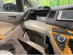 アイシス Ｇ Ｕセレクションの中古車画像