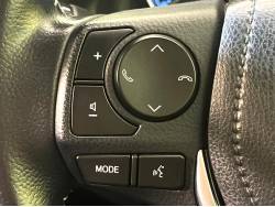 オーリス １５０Ｘの中古車画像