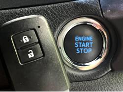 オーリス １５０Ｘの中古車画像