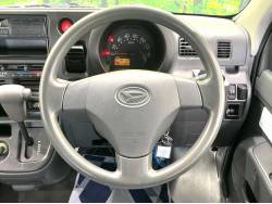 ハイゼットカーゴ デラックスの中古車画像