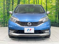 ノート Ｘ ＦＯＵＲ スマートセーフティエディション ブラックアローの中古車画像