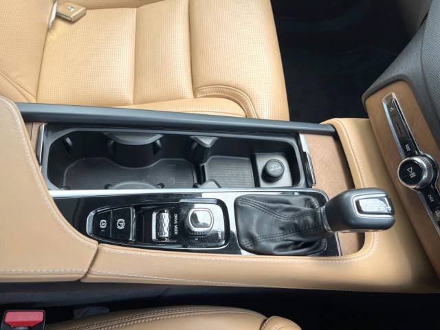 ボルボ ＸＣ９０ Ｔ６ ＡＷＤ インスクリプション 4.4万Km (千葉県)[578]の中古車詳細