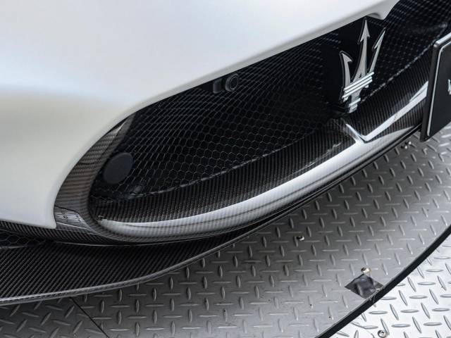 マセラティ ＭＣ２０ ベースグレード 0.4万Km 2,736.0万円(愛知県)[943]の中古車詳細